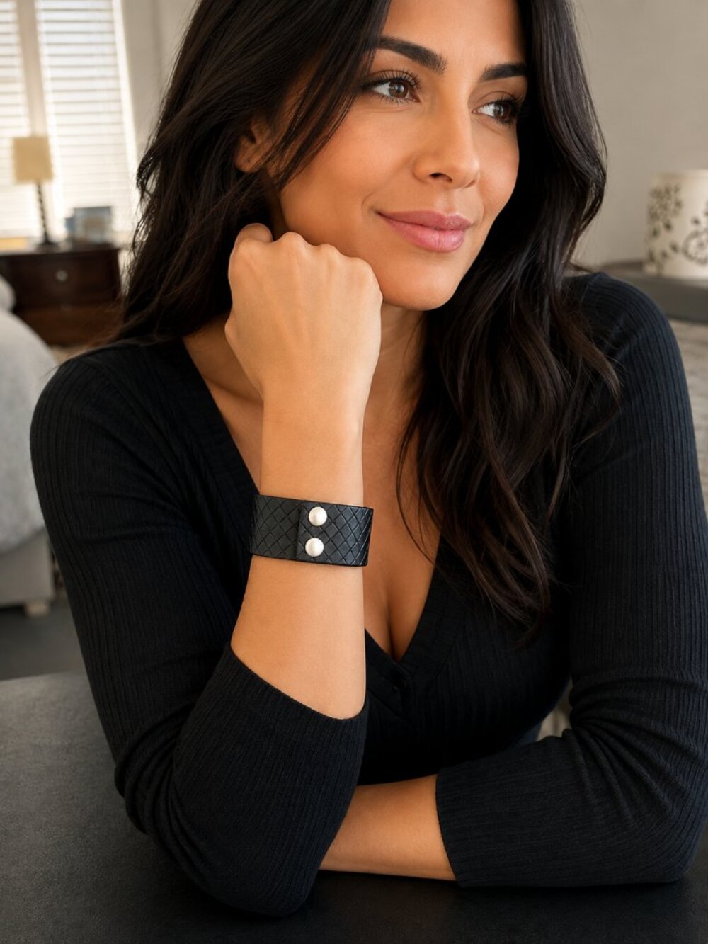 🖤 Black Quilted Cuff Bracelet – Silver-Tone Snap Accents